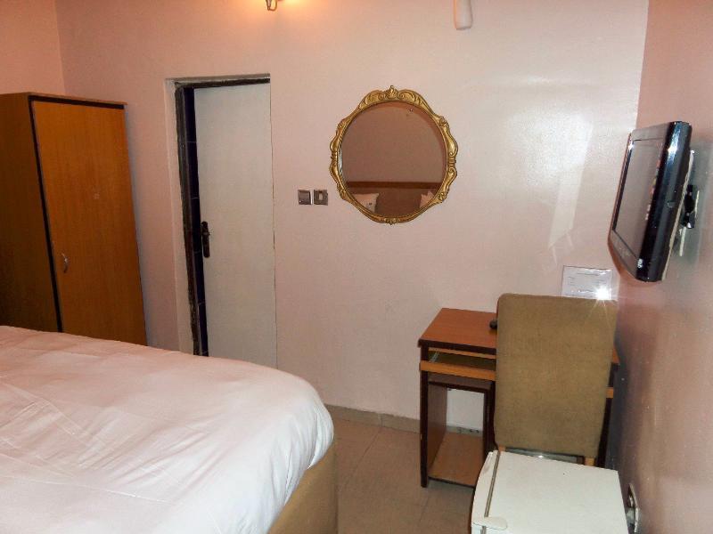 لاغوس Dv8 Hotel المظهر الخارجي الصورة