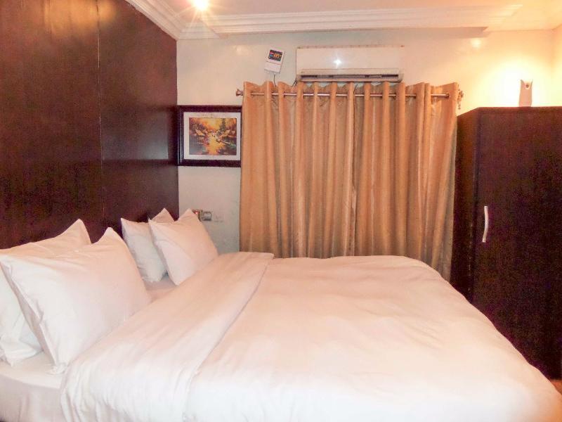 لاغوس Dv8 Hotel المظهر الخارجي الصورة